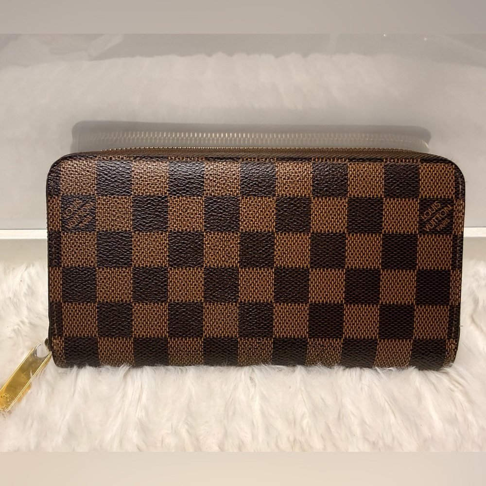 LOUIS VUITTON-MI2153 Damier Ebene Zippy Wallet